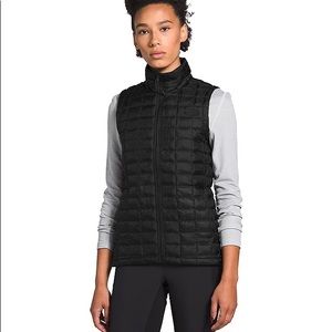Like-New North Face Thermoball Vest